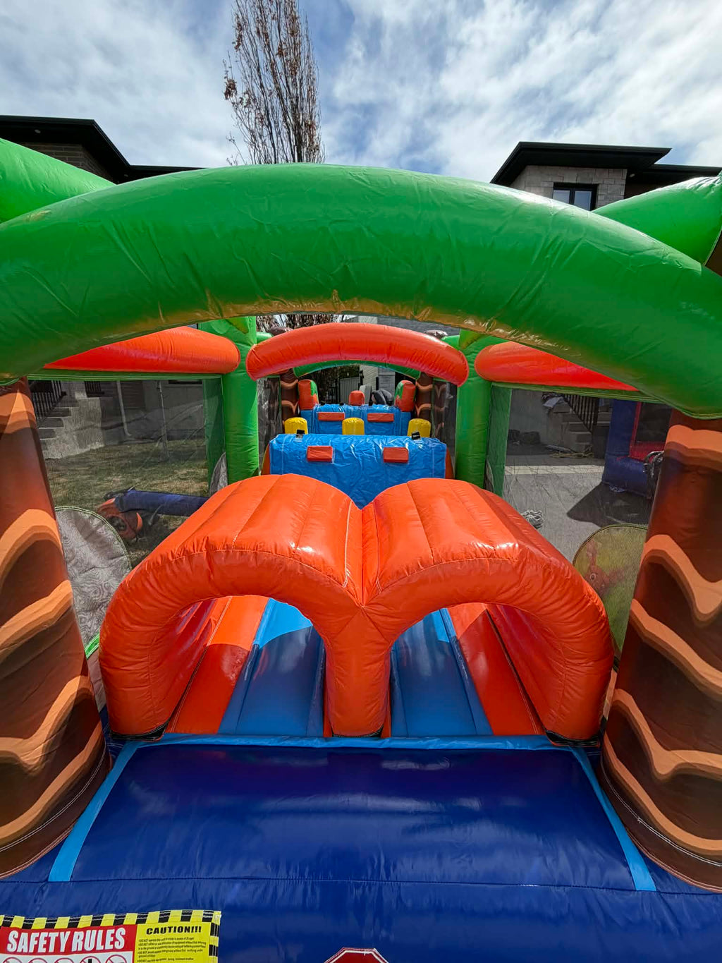 Jeu gonflable – Course Tropicale