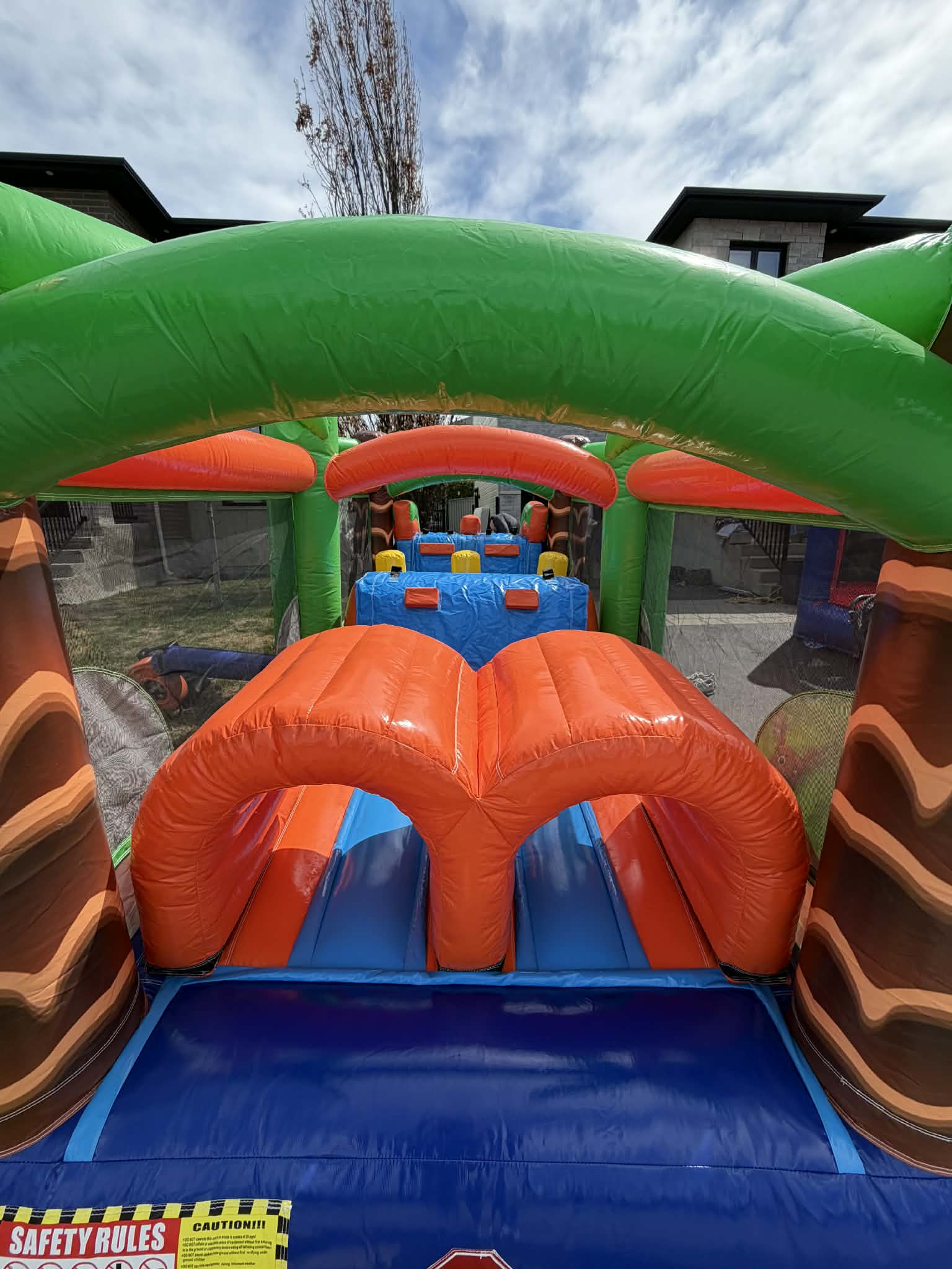 Jeu gonflable – Course Tropicale