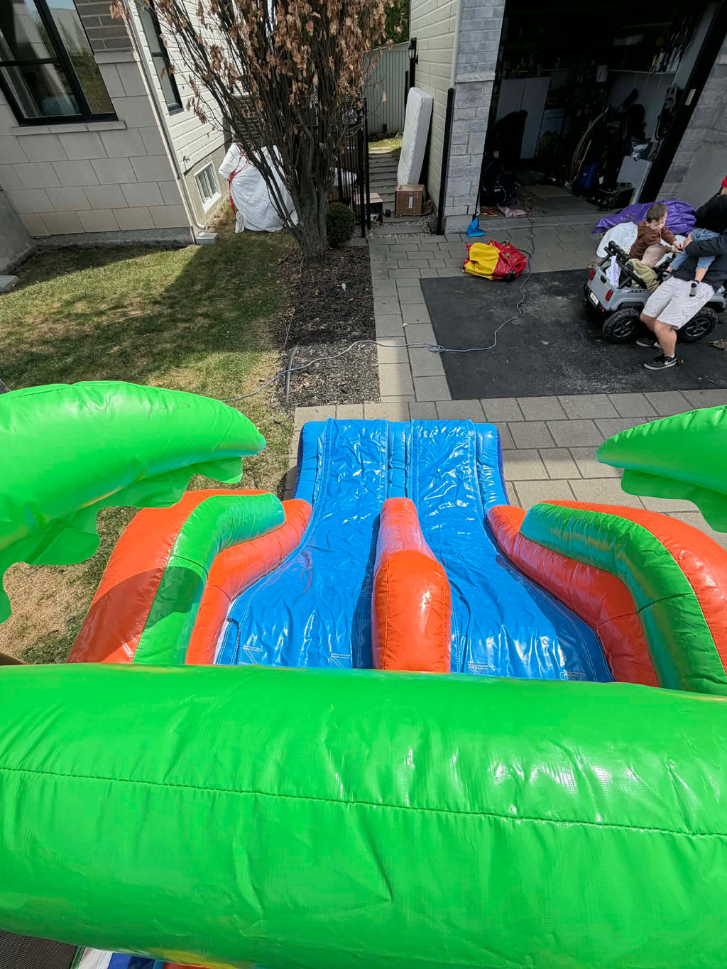 Jeu gonflable – Course Tropicale